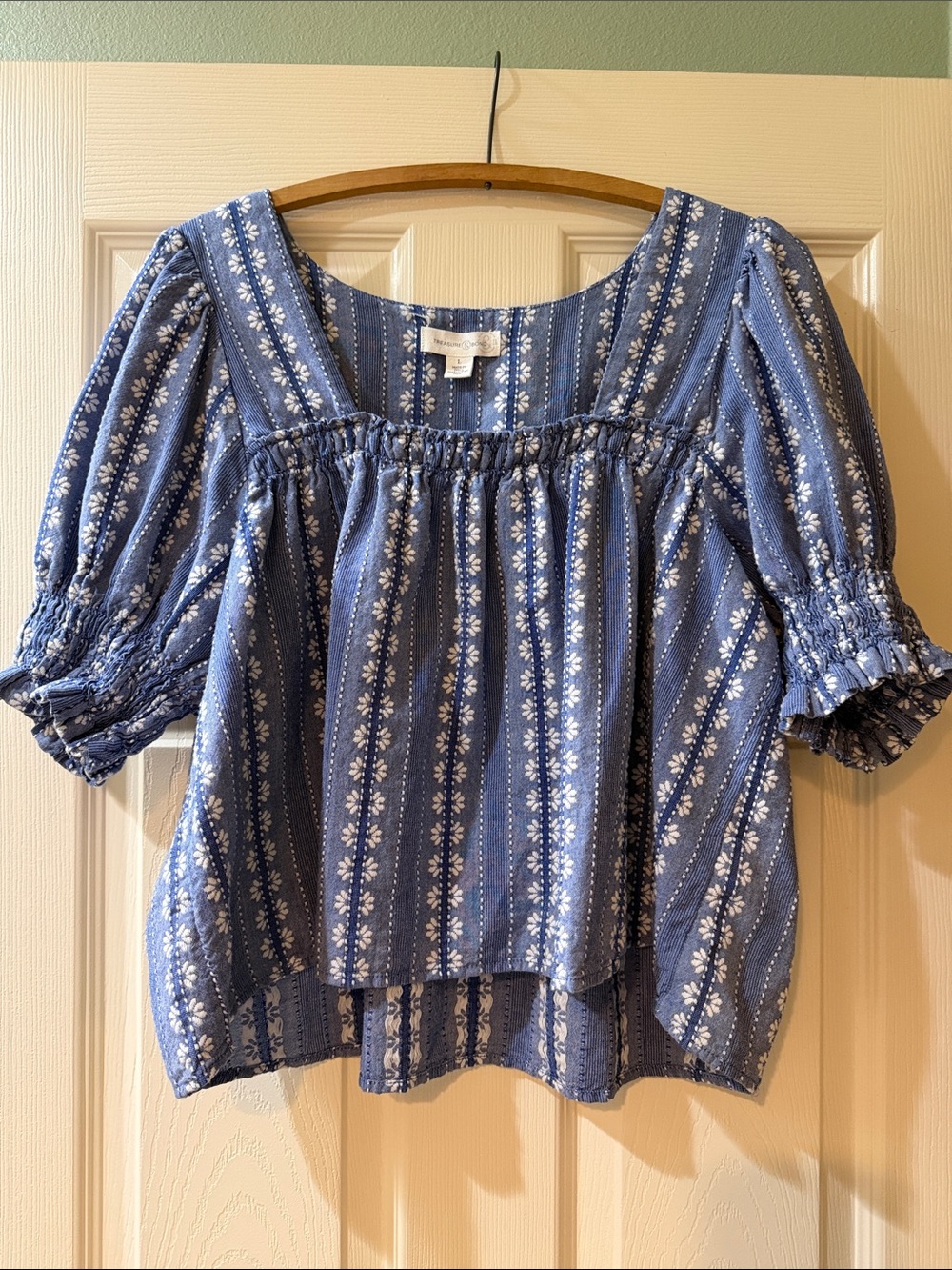 Treasure & Bond Blue Floral Peasant Blouse